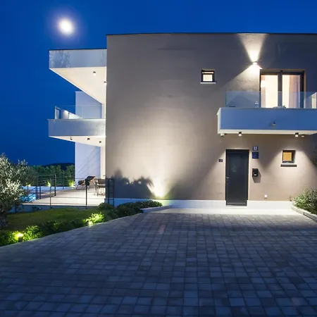 Lemon Tree Villa *