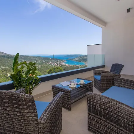 Lemon Tree Villa